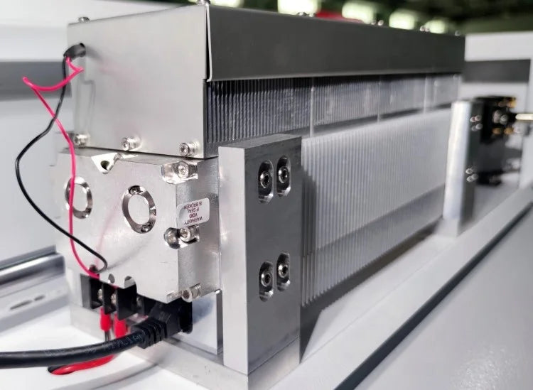 RLT Series YONGLI Refill 30w 60w Co2 RF Laser Metal Tube for Nonmetal Material Cutting Engraving Marking Machine