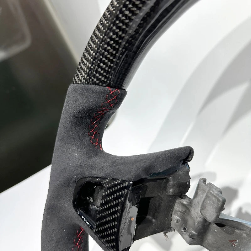 EU Warehouse Direct Shipping in Stock Flat-bottomed Sporty Glossy Carbon Fiber Alcantara Steering Wheel for Renault Megane 3 3RS