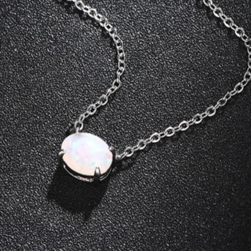 Oval Iridescent Gemstone Pendant Necklace Claw Setting Classic Unisex Link Chain Jewelry