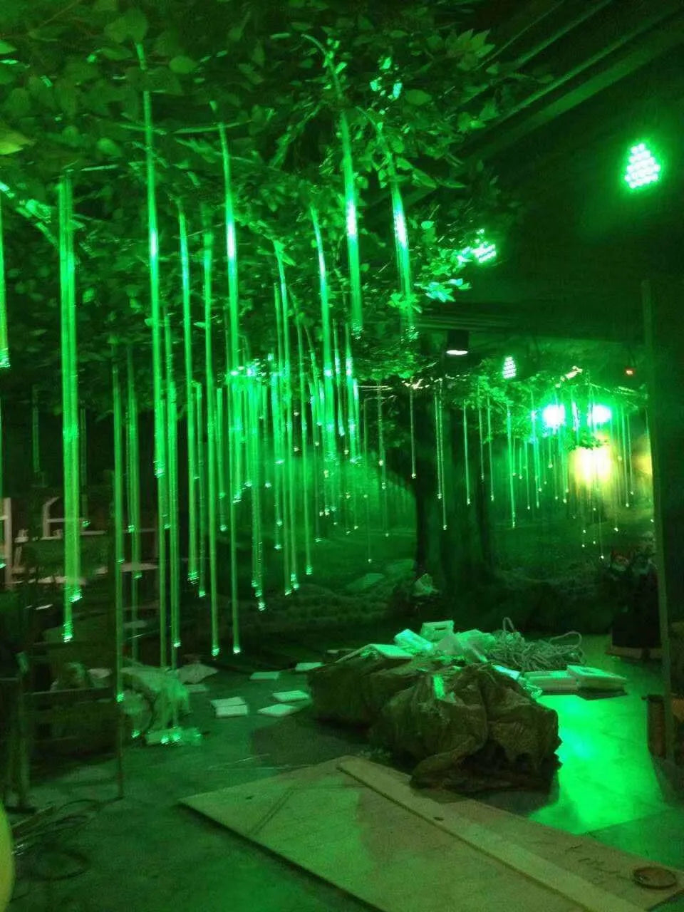 Outdoor Indoor Christmas Park Decor Artificial Plastic Optic Fiber RGBW LED Light Willow Tree IP66 Waterproof Lightweight