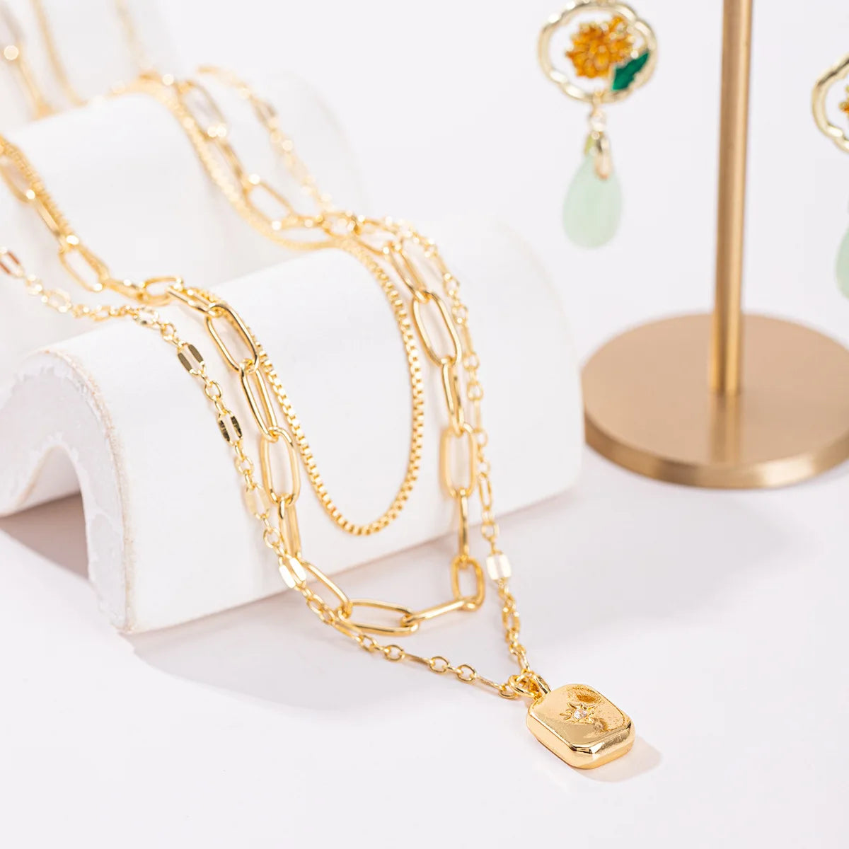 New Fashion Geometric Multi-Layer Stacked Women's Copper Electroplated Square Pendant Necklace