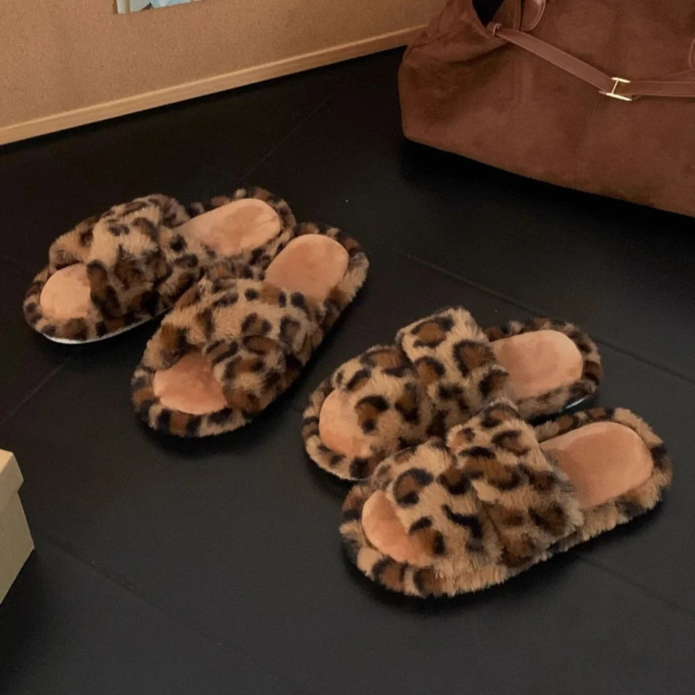 XIXITIAO Women's Leopard Print Faux Fur Slippers Plush Lined Open Toe Slip-On House Shoes with EVA Sole for Indoor Outdoor