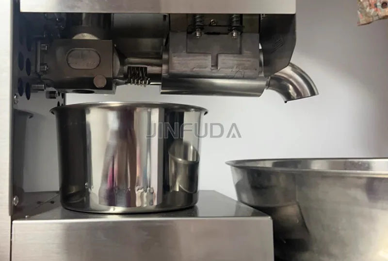 Mini Screw Oil Press Machine/ Peanut Oil Press Machine Soya Bean Sesame/ Oil Press With Oil Filter