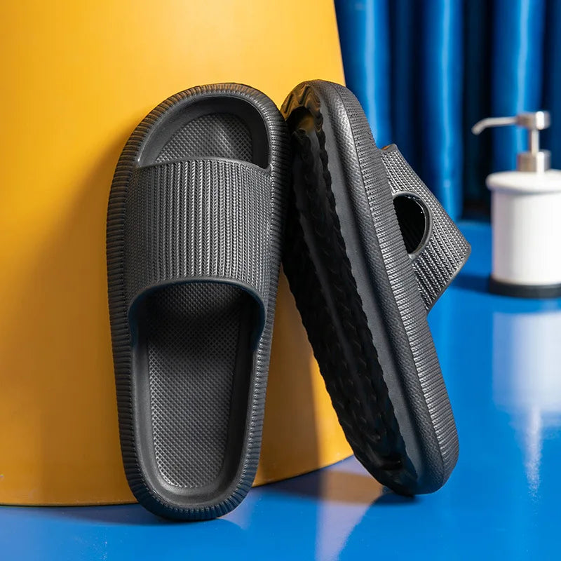 Hot Best Selling Products 2026 Women Thick Platform Summer Indoor Beach Pillow Slides House Cushion Cloud slippers Custom Logo