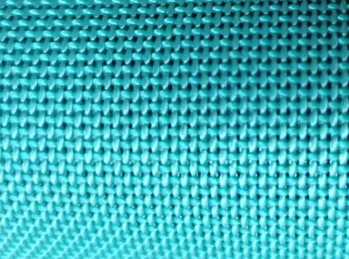 New Premium Hight Quality Wireless Speaker Fabric Mesh Portable Cylindrical Speaker Heavy Deep Bass Waterproof IPX4 with MIC