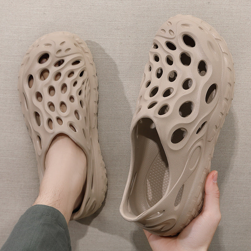 Croc Shoes Men's Summer Outer Wear for Commuting and Driving 2025 New Popular Anti-Slip Summer Eva Sandals That Feel Like Stepping on Shit