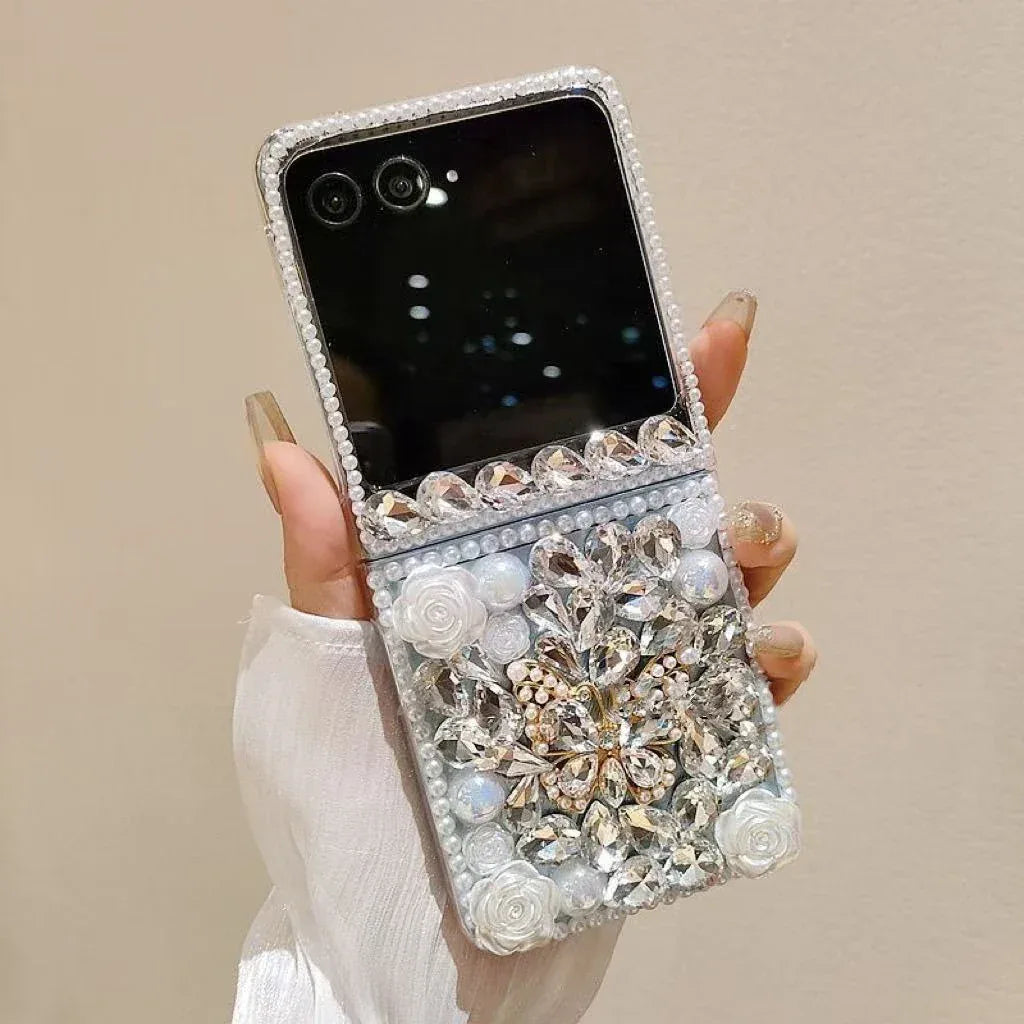Luxury Crystal Pearl Elegant Butterfly Diamond Strap Phone Case Cover For Motorola Razr 50 60 40 Moto 2023 2024 2025 Plus Ultra