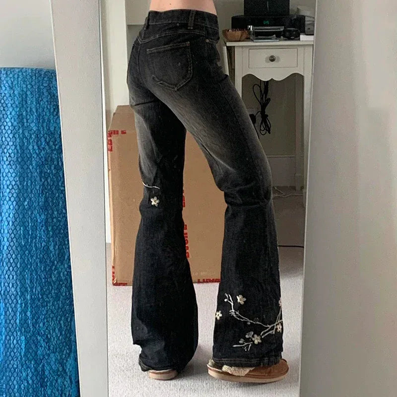 Floral Embroidery Jeans Women Y2K Streetwear Baggy Denim Pants Vintage 2000S Low Rise Flared Jeans Female High Street Trousers