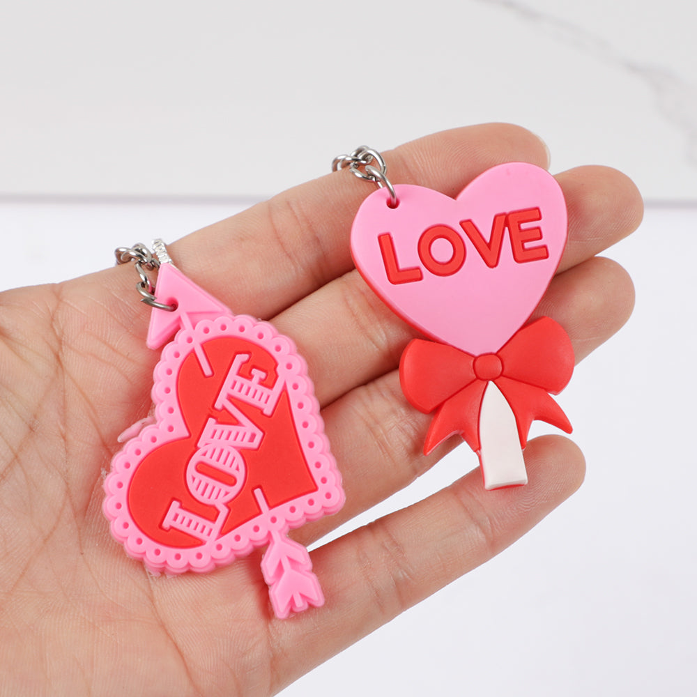 12Pcs Bear Heart Love Silicone Keychains Backpack Pendant for Mother's Day Wedding Party Gift Birthday Party Favors Pinata