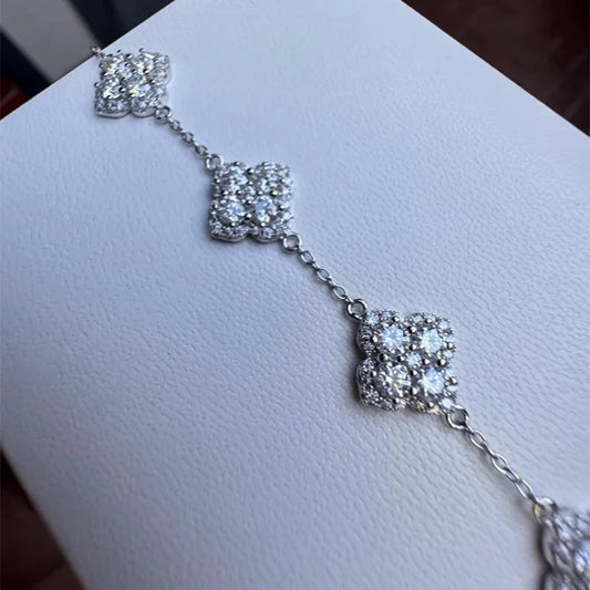 Rrjzz Four-Leaf Clover Moissanite Women Bracelet D Color VVS1 Lab Created Imitation Diamond Round Cut Jewelry GRA Certificated