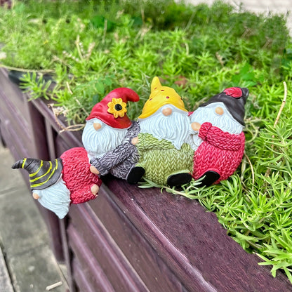 1pc Christmas Gnome Resin Ornament Desktop Decoration