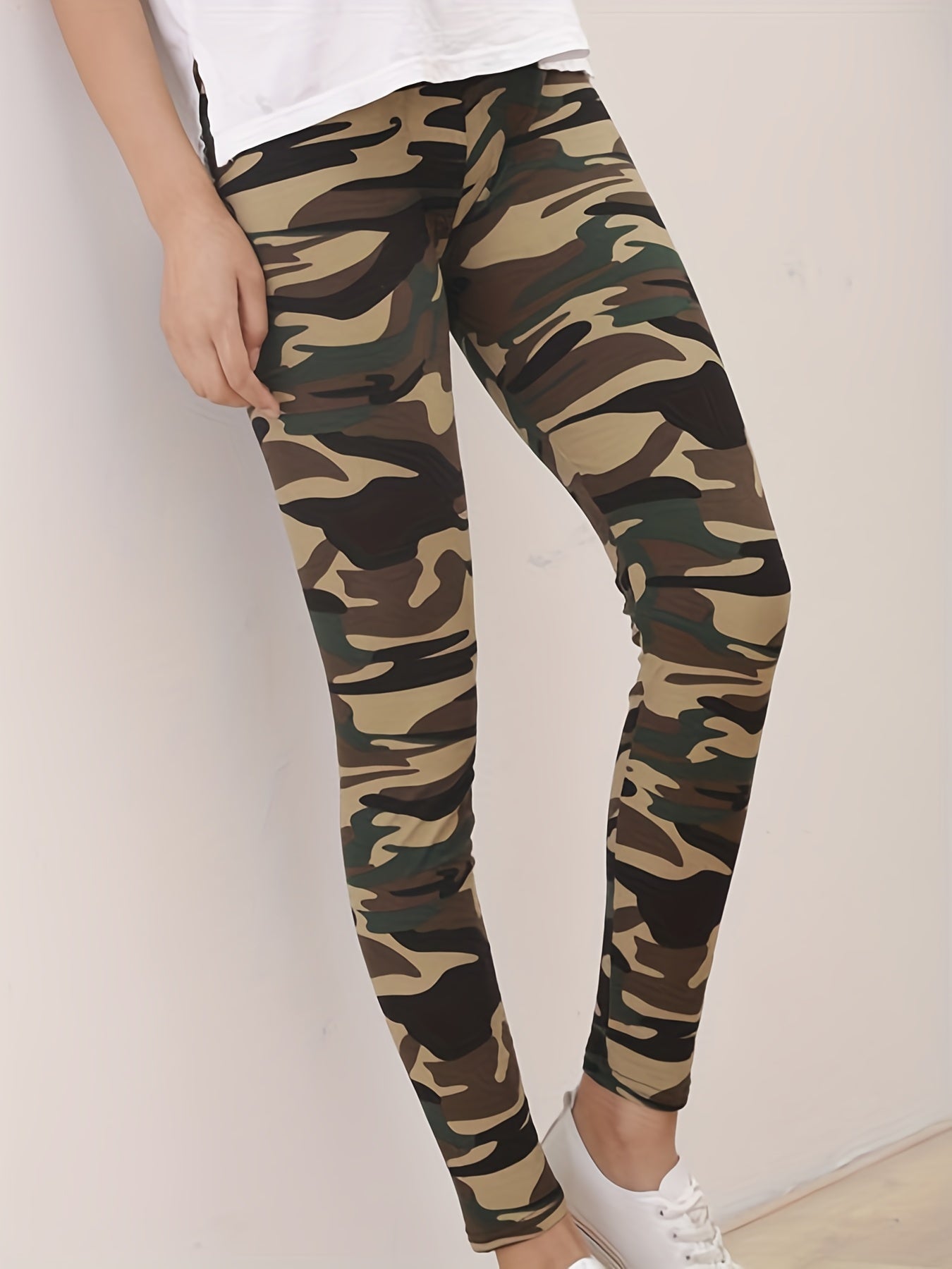 Camouflage Gray-Green Women's Casual Leggings, Cropped Length