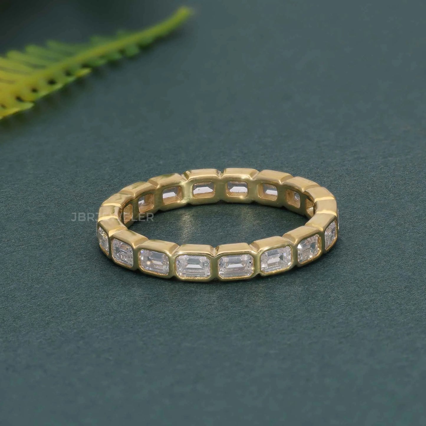 Trendy IGI Certified VVS Emerald Lab Grown Diamond 14k Solid Gold Bezel Set Wedding Band Ring Fine Fashion Luxury Women Jewelry
