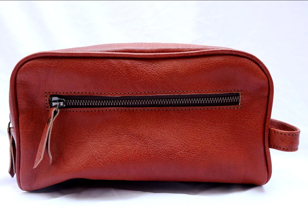 Luxury Full Grain Leather Triple Chain Toiletry & Travel Bag for Men Women Customized Color & Logo LEATHER HUNT