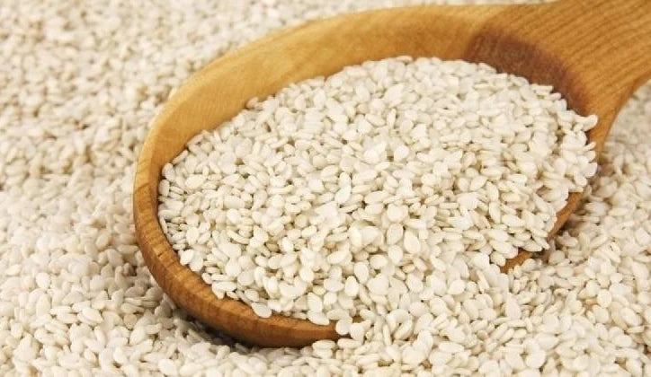 Organic Fresh White Hulled Sesame Seed 99.90 Purity Grown with Care 25 KG