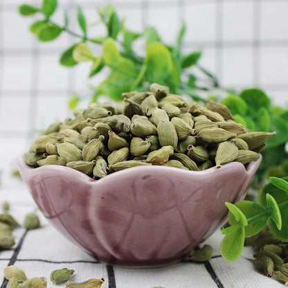 Whole Green Cardamom 7-8mm Bold Size Premium Grade Green Cardamom Rich in Aromatic Fresh & Large Pots for Cooking, Baking & Tea
