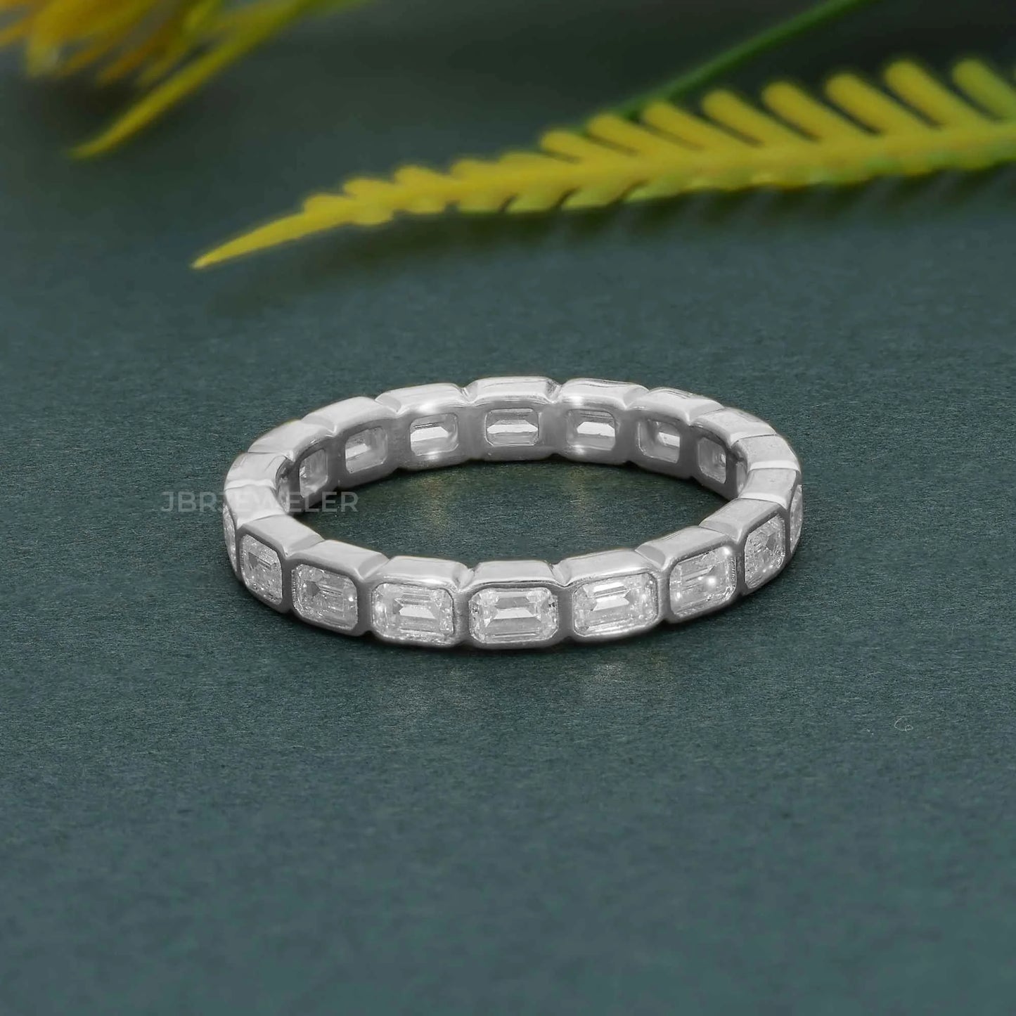 Trendy IGI Certified VVS Emerald Lab Grown Diamond 14k Solid Gold Bezel Set Wedding Band Ring Fine Fashion Luxury Women Jewelry