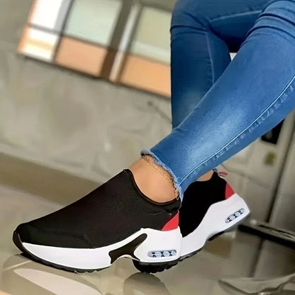 Women's Casual Sneakers Walking Style Shoes with Large Size and Height Increasing Cushion Color Matching Slip-On Shoes