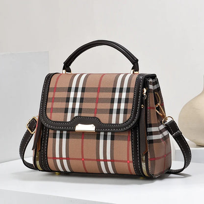 2024 New Contrast Color Small Bag Lingge Trendy Versatile One Shoulder Casual Crossbody Bag19907