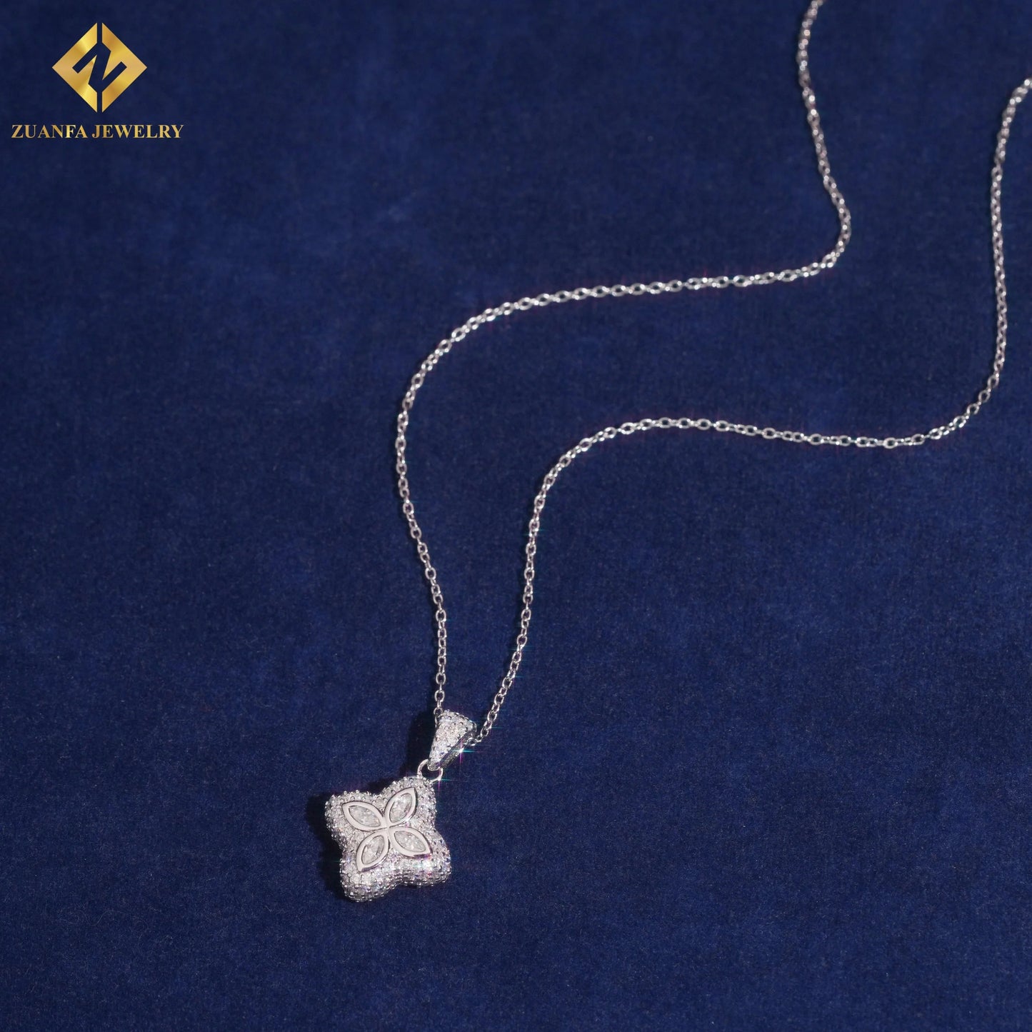 USA Local Stock Fashion Jewelry Iced Out Moissanite Clover Pendant Necklace 925 Silver Jewelry for Women Gift Anniversary