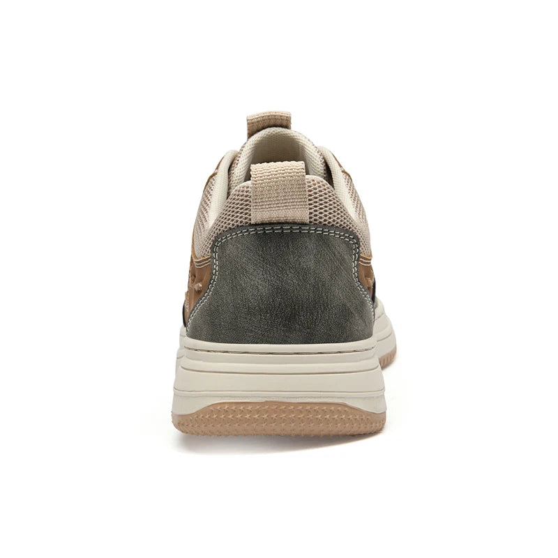 Men's Skateboarding Shoes Sneakers Skate Shoes Leather Sport Low-top Lace up Flats Retro  Casual Leisure Spring Autumn Fashion