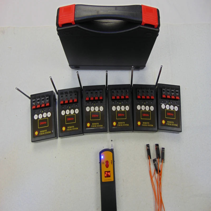 24 Cues Display Showing Smart Remote Christmas Festive Party Power Battery Fireworks Firing System Outdoor 100cues Transmitter