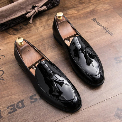 Tassel Leather Oxfords Shoes Men Loafers Casual Slip on Men Dress Shoes Italian Graceful Wedding Party Shoes Men Moccasins Black