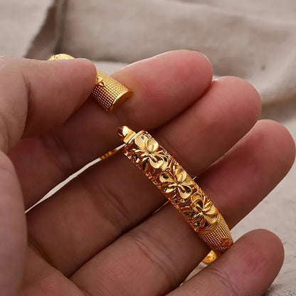 2pcs Elegant Plated Open Bangle Bracelet for Women - Luxurious Ethnic-Inspired Design, Ideal for Bridal Special Occasions