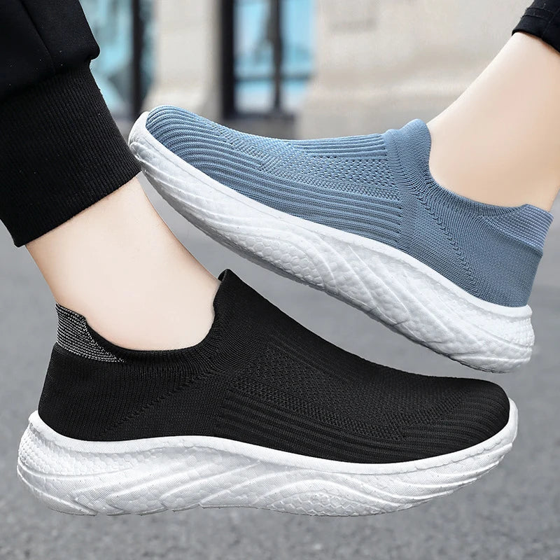 Y New Casual Flying Weaving Running Shoes Soft Sole Lazy Shoes Trendy Slip-on Sneakers for Man and Women