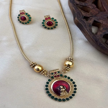 Best Selling Gold Plated Alloy Zircon Studded Handcrafted Enamelled Ethnic Women's Jewellery Set Fashionable Wedding Party Style