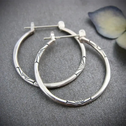 Silver Plated Hoop Earrings For Women Alloy Metal Fashion Jewelry Classic Round Design Daily Wear Accessory