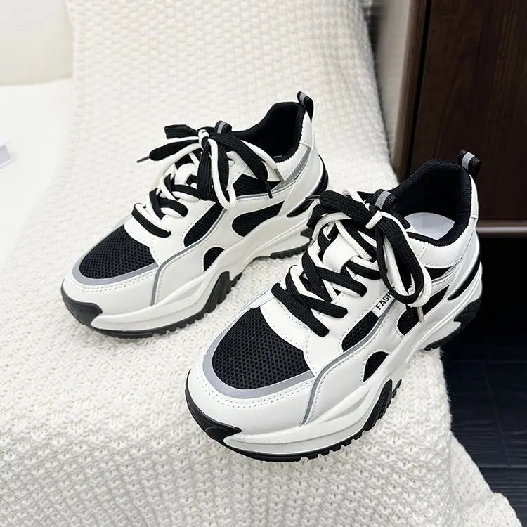 2025 Autumn Winter New Women's Casual Sports Sneakers Ins Tide Platform Light Soft  Lace-Up Custom Logo Daddy Student