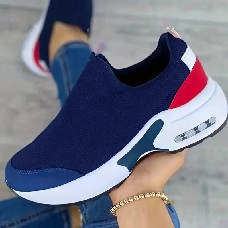 Women's Casual Sneakers Walking Style Shoes with Large Size and Height Increasing Cushion Color Matching Slip-On Shoes
