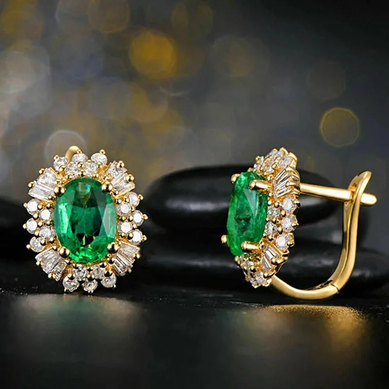 Classic Green Gemstone Stud Earrings Silver Flower Design Wedding Jewelry Women Pear Cut Diamonds Claw Setting