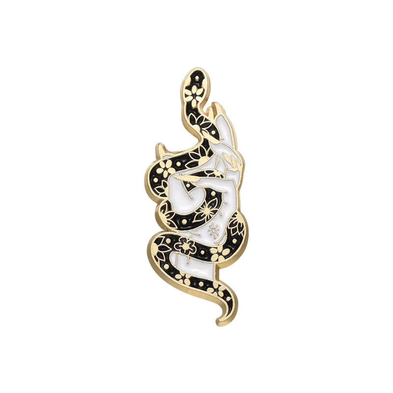 Butterfly Snake Hard Enamel Pins Punk Gothic Animal Cartoon Brooches Lapel Badges Clothes Backpack Accessories Jewelry Gift
