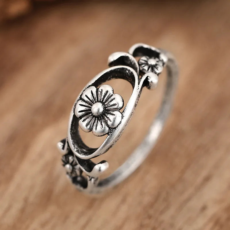 T0278 Flower Pattern Alloy Ring Antique Silver Plated Unisex Fashion Gift for Women & Men
