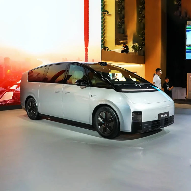 LI MEGA 2024 New Cars Lixiang MEGA MPV 7 Seats AWD New Energy Vehicles Leading Ideal Li Auto Li Mega Auto Ev Car