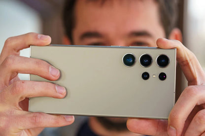 Hot Selling 5G Smartphone S24 S25 Ultra Telephone 7.0 Inch Android Phones Unlocked 16G+1TB Cellphone Mobile Phones 4G 3G