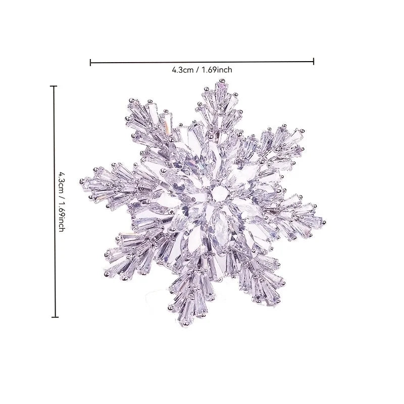 Exquisite and Elegant Snowflake Brooch Pin, Suitable for Men and Women, Fashionable Christmas Party Badge Accessory, Adding