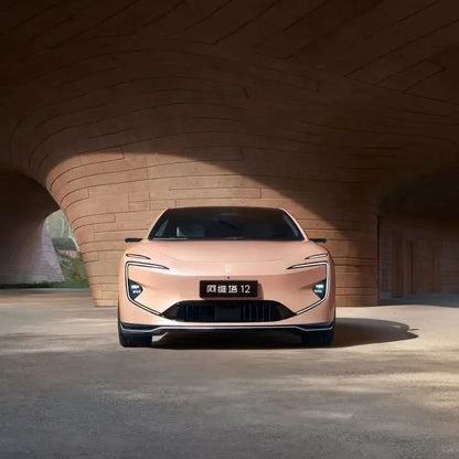 Changan Avatr 12 EV 2024 Electric Car 4WD Left Steering 700KM Range Large Sedan New Energy Vehicle