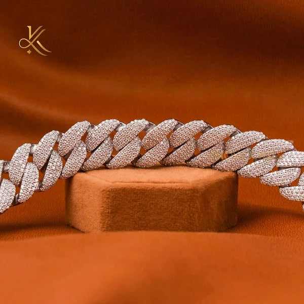 Elegant Charm Bracelets Featuring Moissanite Diamond Stones 14K Gold Plated And Silver Plated Stunning Jewelry For Women