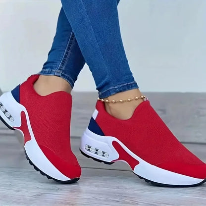 Women's Casual Sneakers Walking Style Shoes with Large Size and Height Increasing Cushion Color Matching Slip-On Shoes