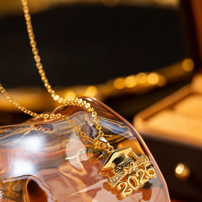 1Pc Women Copper Zircon 2026 Graduation Cap Pendant Necklace with Cable Chain Daily & Party Jewelry
