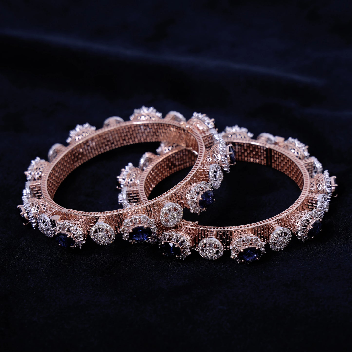 Natural Diamond Pacheli Bangle 9K Rose Gold SI Clarity GH Color Oval Cut 10.74 CT Rhodium Plated IGI Certified Women's Diamond