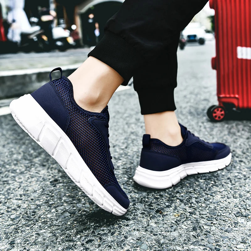 Large Size Men's Fashion Sports Shoes Breathable Mesh Cloth Upper with Soft Running MD Sole Lace-Up for Spring Summer Walking