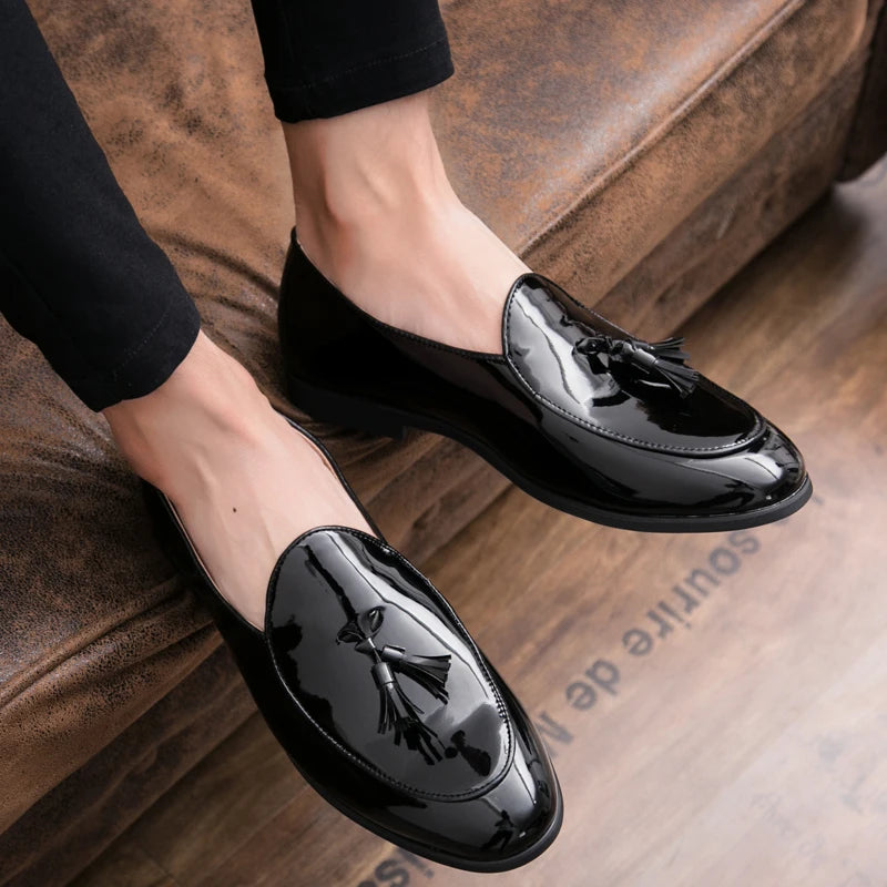 Tassel Leather Oxfords Shoes Men Loafers Casual Slip on Men Dress Shoes Italian Graceful Wedding Party Shoes Men Moccasins Black