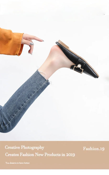New Women Slipper Casual Shoes Fashion Women's Leather Loafers No Heel Slip-on Shoes Summer Outdoor Light Ladies Walking Shoes