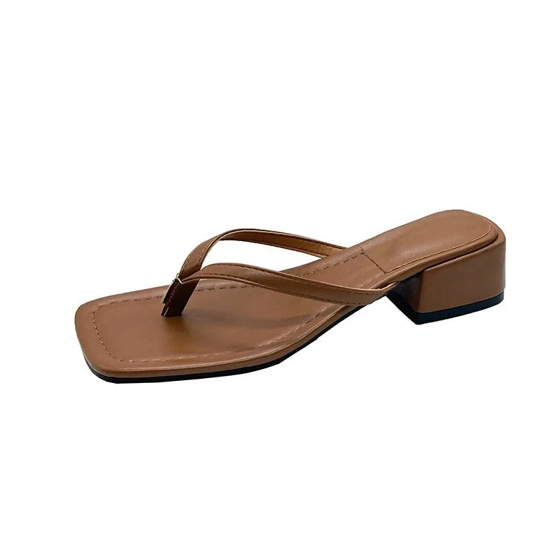 Summer New Rhinestone Chain Flip Flops for Women's Outdoor Wear, Beach Vacation Flat Sandals