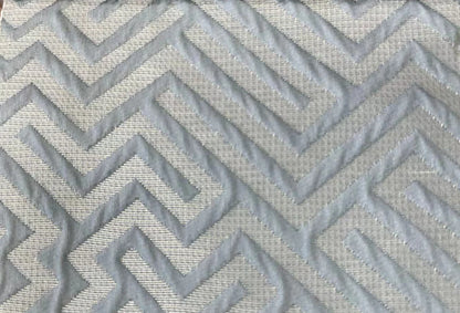 High Quality Jacquard Yarn Dyed Fabric Geometry Patterns Anti-Static Wholesale Sofa Upholstery with Woven Technique