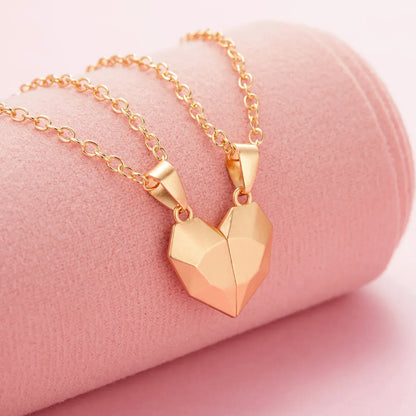 2Pcs Magnetic Heart Couple Necklace For Women Valentine's Day Sweater Chain For Best Friend Lovers Wedding Party Gift Jewelry